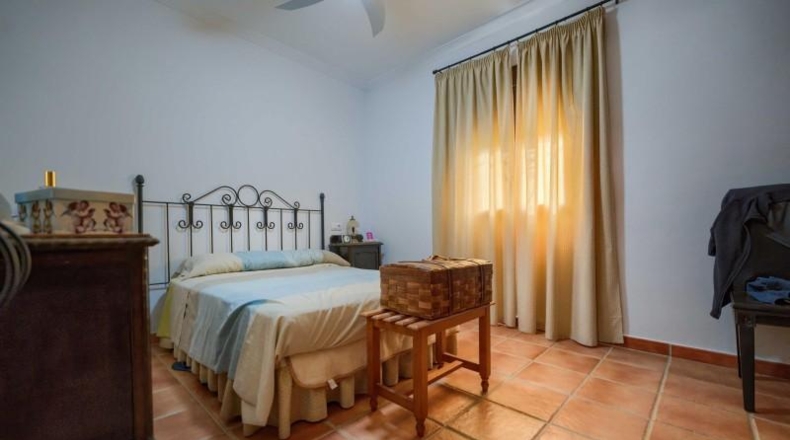 Sevilla - Pilas - 2500m2