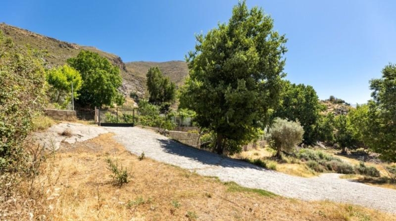 Granada - Güéjar Sierra - 6634m2