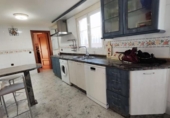 Chalet independiente con terreno en venta en la España, Valverde de la Virgen, ref: TR402621 foto