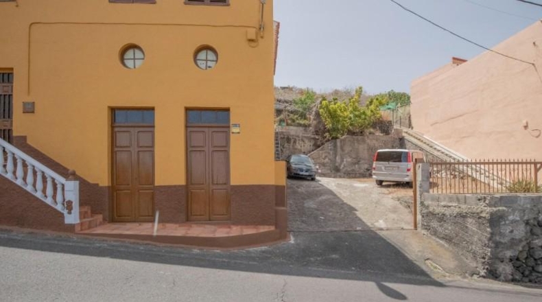 Santa Cruz de Tenerife - Icod de los Vinos - 1737m2