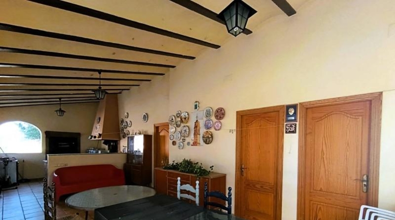 Валенсия - Ontinyent - 5210m2