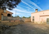 Chalet independiente con terreno en venta en la España, Ontinyent, ref: TR409830 foto