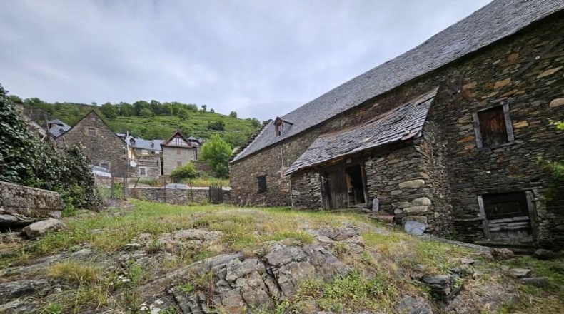 Lerida - Bausen - 590m2