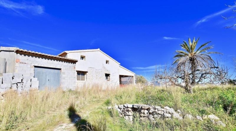 Alicante - Gata de Gorgos - 2910m2
