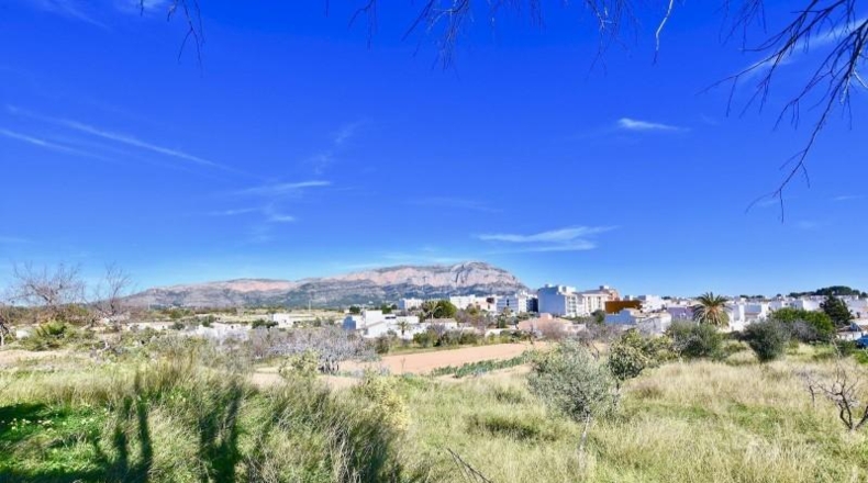 Alicante - Gata de Gorgos - 2910m2