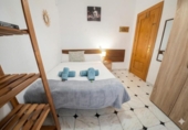 Chalet independiente con terreno en venta en la España, Granada, ref: TR396367 foto