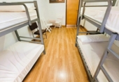 Chalet independiente con terreno en venta en la España, Cacabelos, ref: TR366633 foto