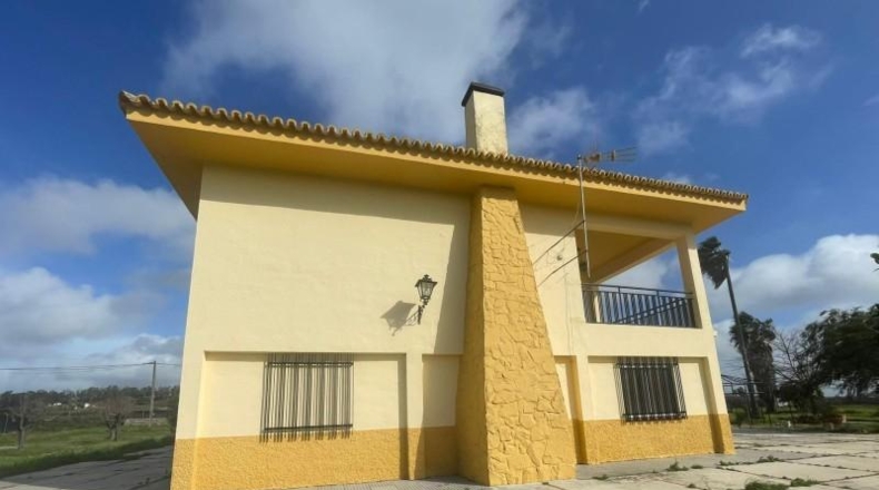 Huelva - Gibraleón - 220m2