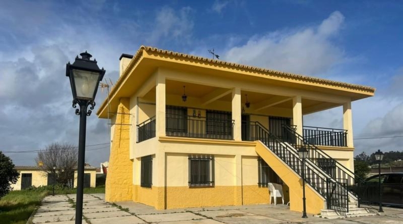 Huelva - Gibraleón - 220m2