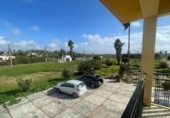 Chalet independiente con terreno en venta en la España, Gibraleón, ref: TR367605 foto