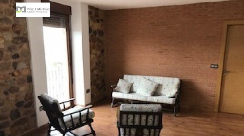 León - Cuadros - 400m2