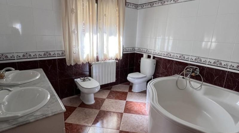 Caceres - Coria - 261m2