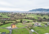 Chalet independiente con terreno en venta en la España, Oviedo, ref: TR374340 foto