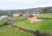 Chalet independiente con terreno en venta en la España, Oviedo, ref: TR374340 foto