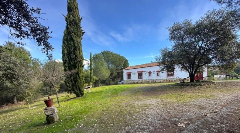 Кордова - Villaviciosa de Córdoba - 100000m2