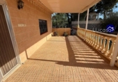 Chalet independiente con terreno en venta en la España, Llíria, ref: TR405715 foto