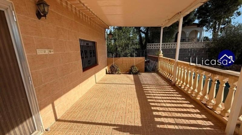 València - Llíria - 1144m2