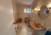 Chalet independiente con terreno en venta en la España, Llíria, ref: TR405715 foto