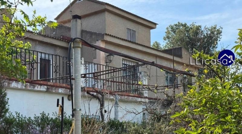 València - Llíria - 1144m2