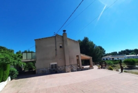Almansa 6800&nbsp;m² 