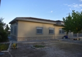 Chalet independiente con terreno en venta en la España, Xàtiva, ref: TR363650 foto