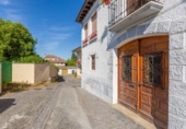 Chalet independiente con terreno en venta en la España, Salinas de Pamplona, ref: TR402984 foto