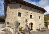 Chalet independiente con terreno en venta en la España, Iza, ref: TR327907 foto