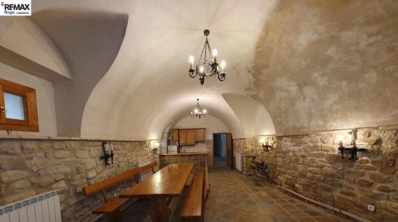 Navarra - Cirauqui - 1071m2