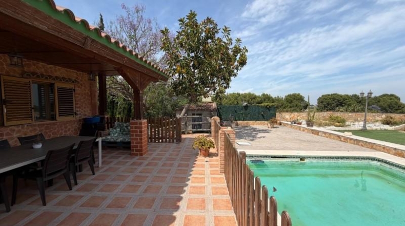 Valencia - Picassent - 288m2
