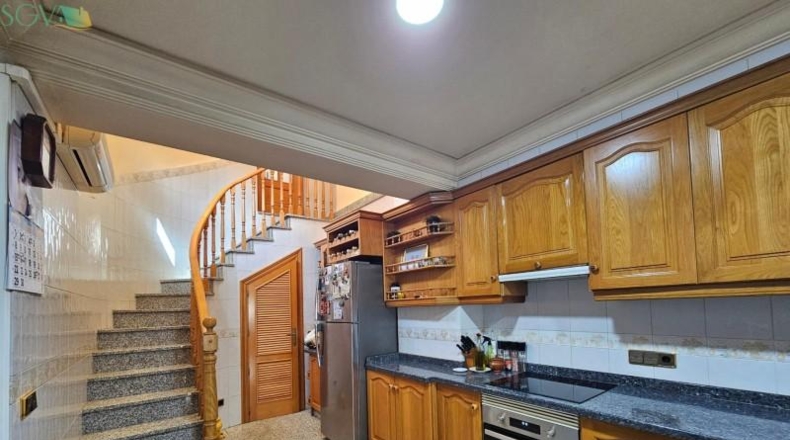 Alicante - Elda - 282m2