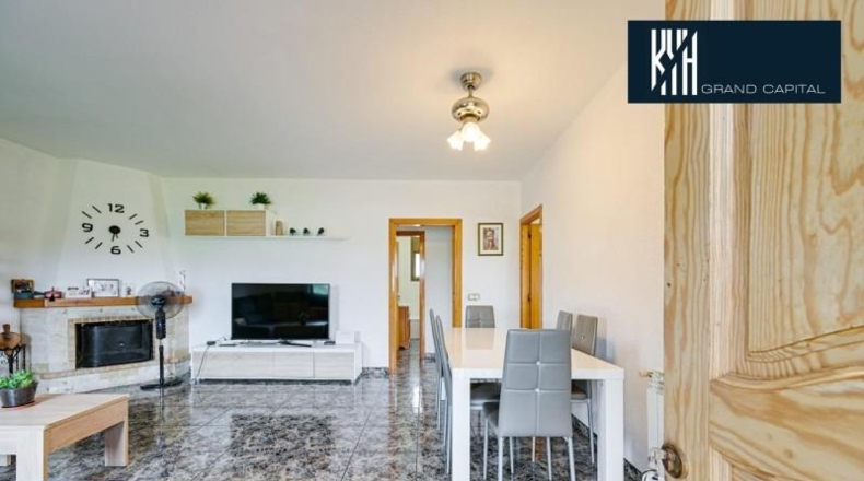 Жирона - Maçanet de la Selva - 507m2