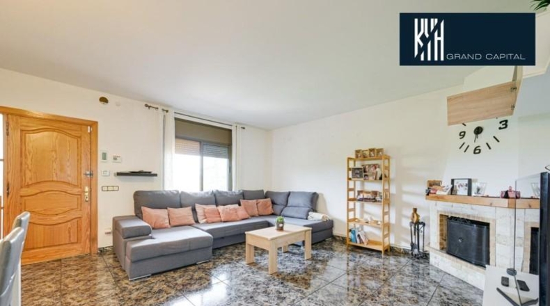 Жирона - Maçanet de la Selva - 507m2