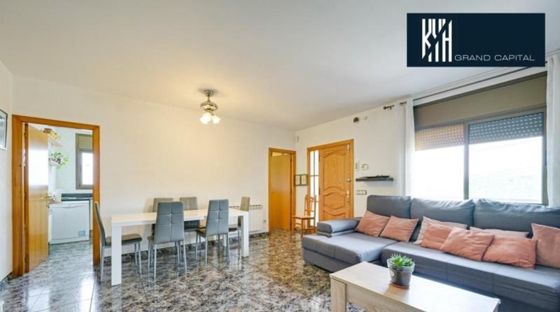 Жирона - Maçanet de la Selva - 507m2
