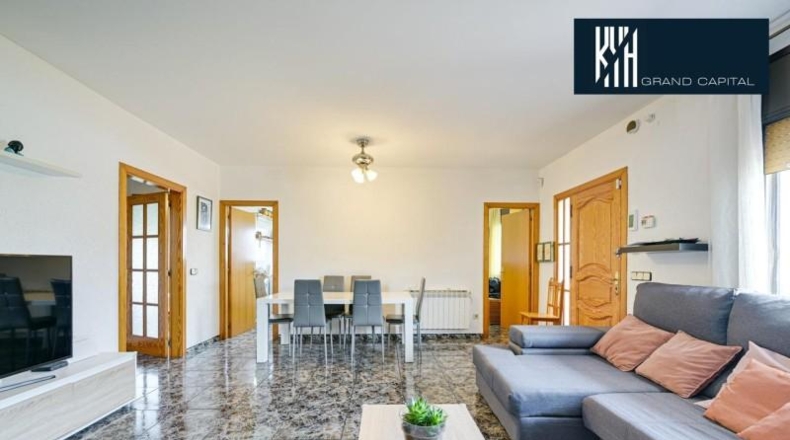 Жирона - Maçanet de la Selva - 507m2