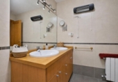 Chalet independiente con terreno en venta en la España, Padul, ref: TR410358 foto