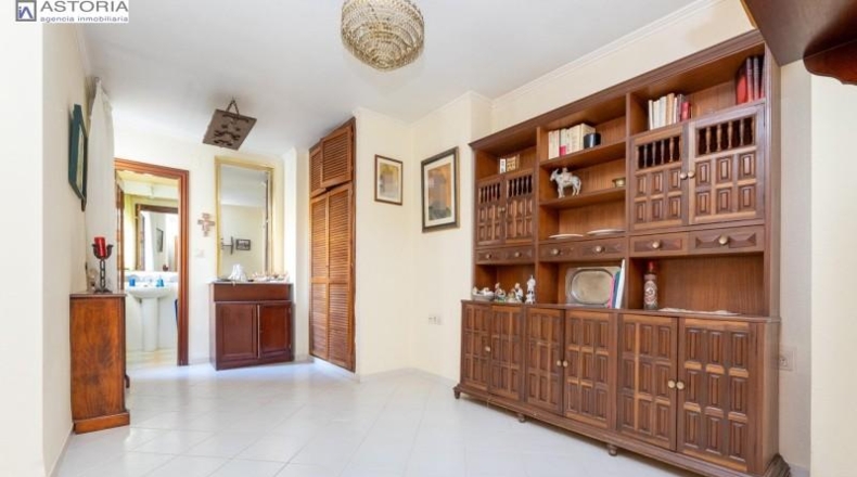 Granada - Albolote - 349m2