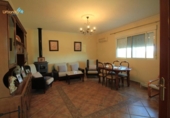 Chalet independiente con terreno en venta en la España, Badajoz, ref: TR387060 foto