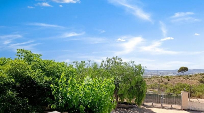 Alicante - Monforte del Cid - 11900m2