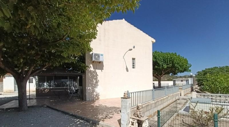 Alicante - Monforte del Cid - 11900m2