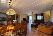 Chalet independiente con terreno en venta en la España, Requena, ref: TR350101 foto