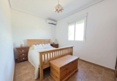 Chalet independiente con terreno en venta en la España, Monóvar, ref: TR404191 foto