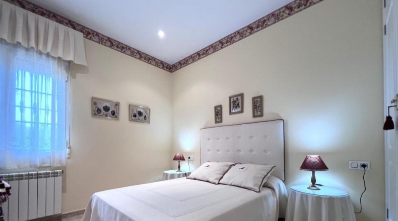 Badajoz - Medellín - 2230m2
