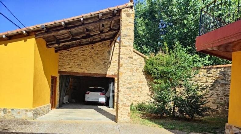 León - Lucillo - 779m2