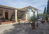 Chalet independiente con terreno en venta en la España, Alcolea, ref: TR243821 foto