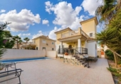 Chalet independiente con terreno en venta en la España, Guardamar del Segura, ref: TR158536 foto
