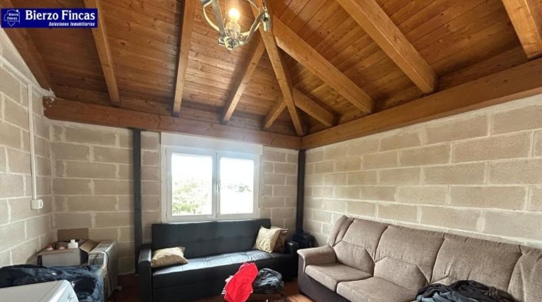 Леон - Ponferrada - 5725m2