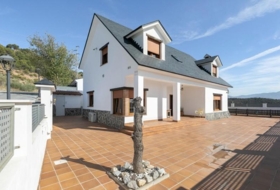Huétor de Santillán 598&nbsp;м²