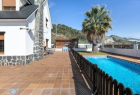 Huétor de Santillán 598&nbsp;м²