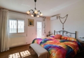 Chalet independiente con terreno en venta en la España, Maçanet de la Selva, ref: TR382847 foto