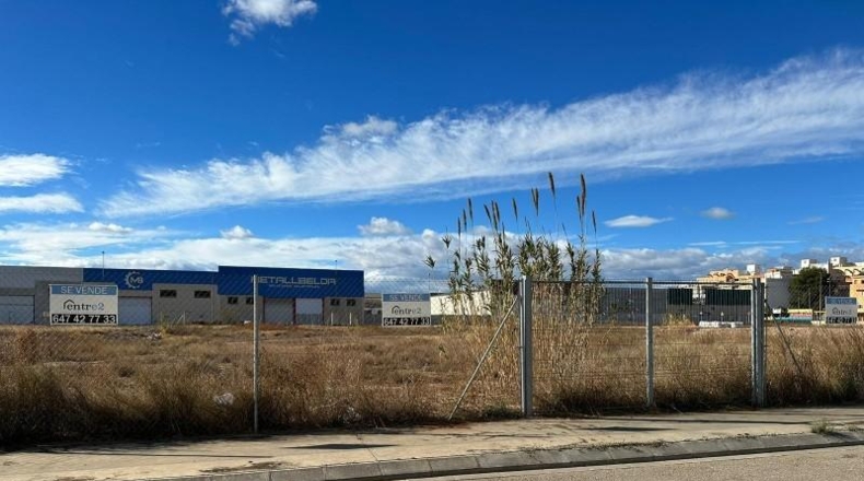 Valencia - La Alcudia - 3227m2